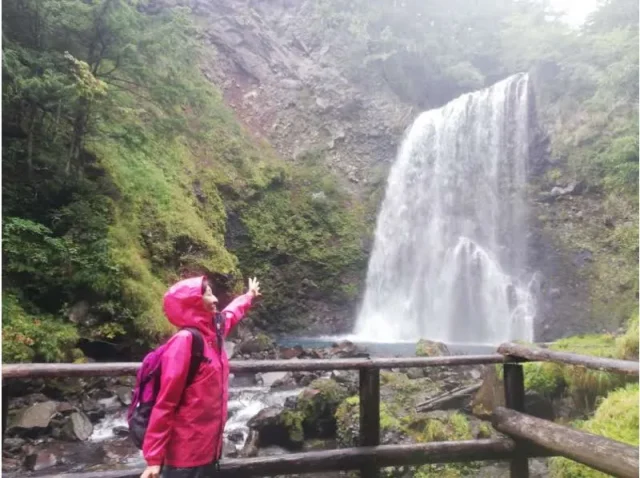 滝　森林浴　長野