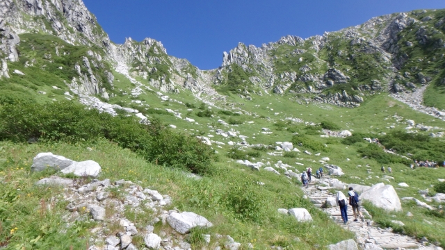 長野の登山とトレッキングの魅力完全ガイド｜初心者から上級者まで楽しめるおすすめコース紹介