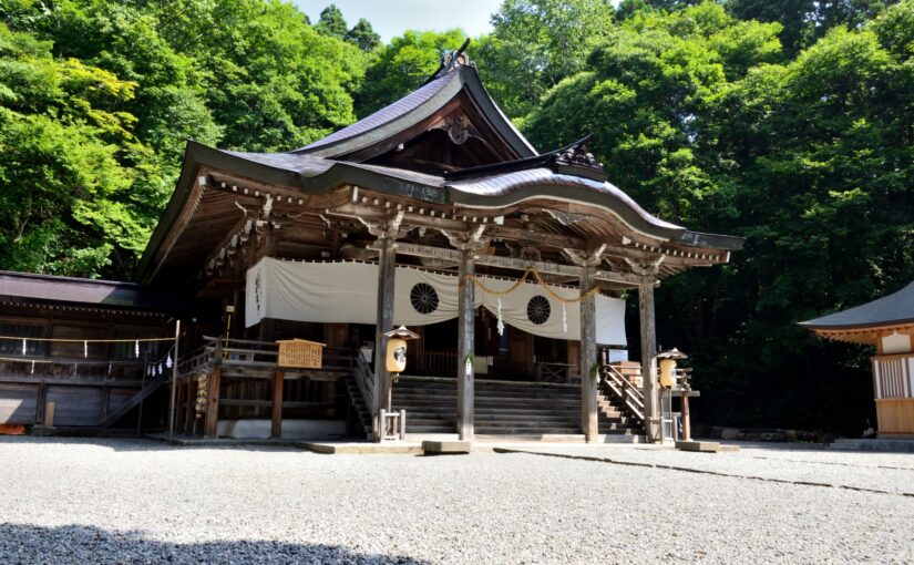 戸隠神社　中社